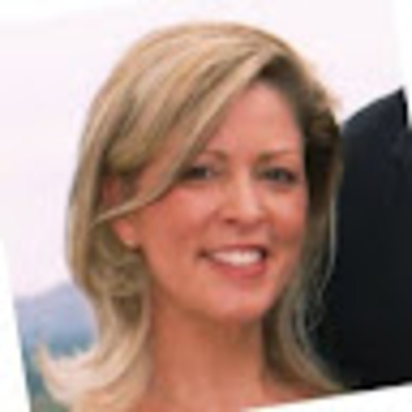 Meet your Posher, Beth - Picture 1 of 1